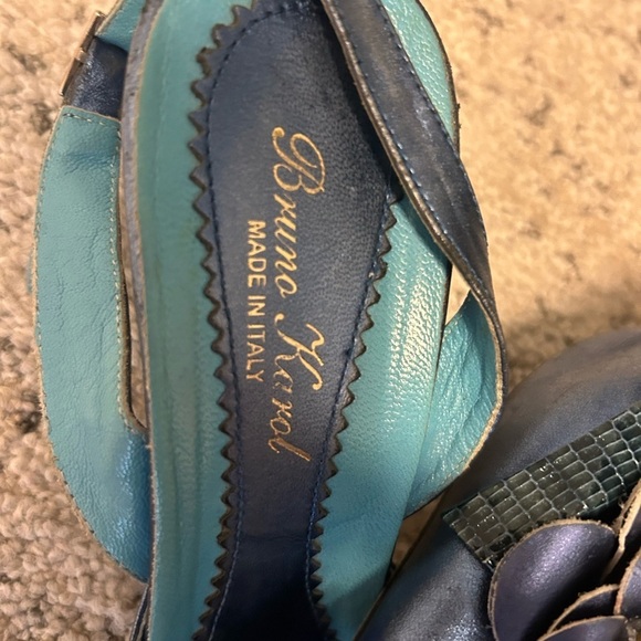 Bruno Karol size 42 (11.5) vintage flower and gold dipped heels good vintage con - Picture 8 of 13